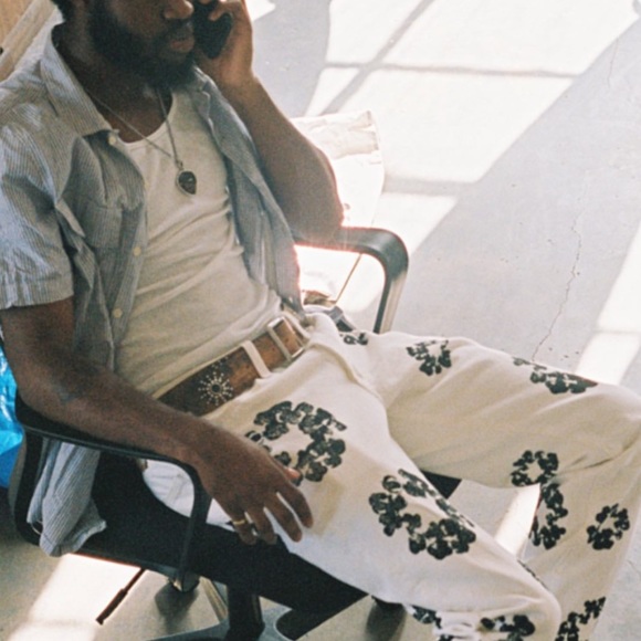 Meet your Posher, Dion - Picture 1 of 1